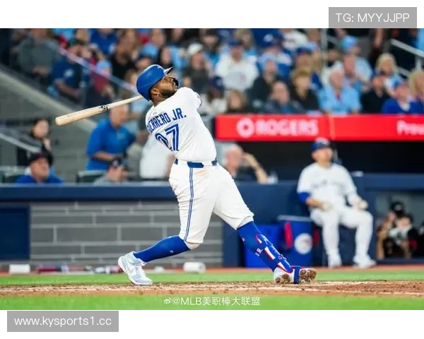 MLB教练组积极互动探索新战术 不断尝试创新提升球队表现