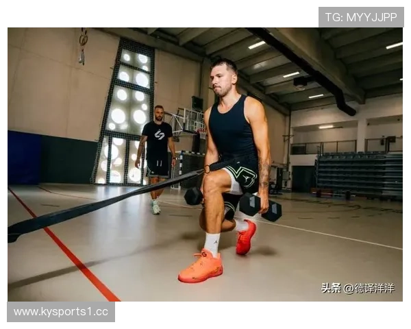 东契奇强调团队靠比赛积累排名并需全力以赴打好每一场重要较量 东契奇强调团队靠比赛积累排名并需全力以赴打好每一场重要较量