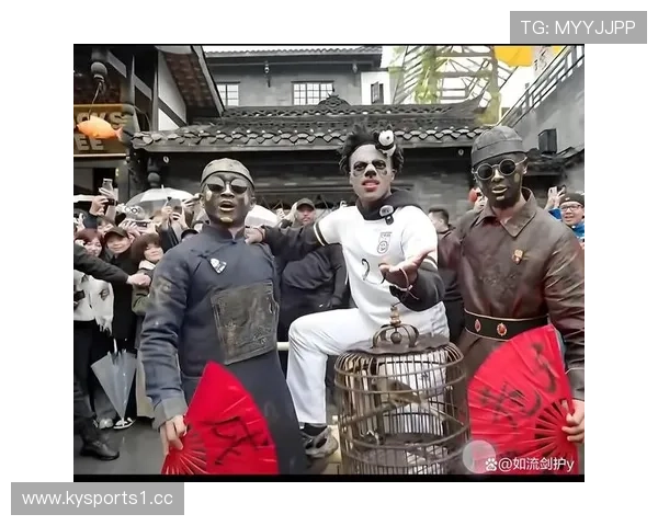 嗨翻全场!甲亢哥与成都Drill舞者热舞对决引爆全场气氛 嗨翻全场!甲亢哥与成都Drill舞者热舞对决引爆全场气氛